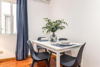 Waou Anton Martin II - Alquiler Corta Duración - 2