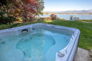 Oden Bay Log Home - Sandpoint - 8