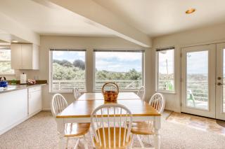 Coast Haven - 2 Bed 2 Bath Vacation home in Bandon Dunes - Bandon - 6