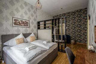 Design 3BDR Apartment in residence, FREE PARKING - Praga - 9