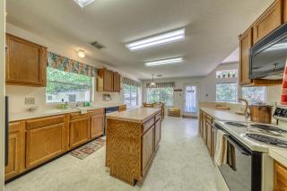 The Trout River House - 5