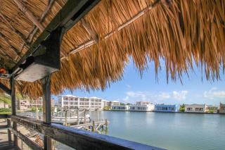 Suite C102 @ Mara Laguna - 0