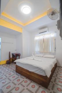 Pan's Place - 7