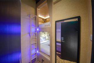 CUBE Boutique Capsule Hotel at Kampong Glam - Singapore - 4