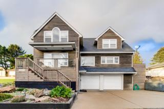 Crystal Rose Home and Cottage - Lincoln City - 0