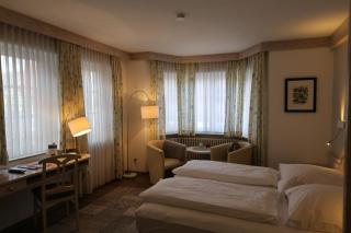 Hotel-Restaurant & Metzgerei Rößle - Dettingen an der Erms - 7