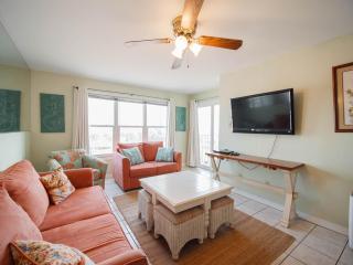 Relaxing Condo, Great Location, 3 Minute Walk To The Beach Condo - 2