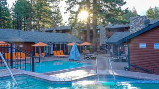 3 Peaks Resort & Beach Club - South Lake Tahoe - 1
