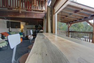 Flying Stag: Upper Chalet - 7