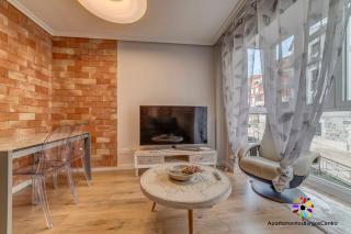 Edificio Aptos Turisticos - Burgos Centro HC7 - 1