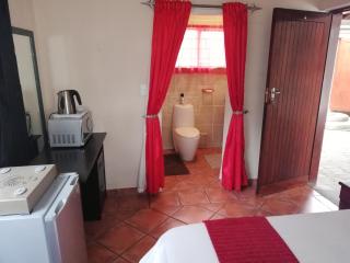 52 Oaks Guest House - Sasolburg - 2