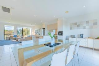 3 Bedroom Townhouse - Pool and Tennis Court Access - 7