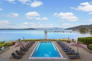 Seasons 331 - Penthouse - Sandpoint - 8