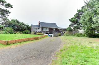 Seadrifter Oceanfront Beach House - Seal Rock - 8