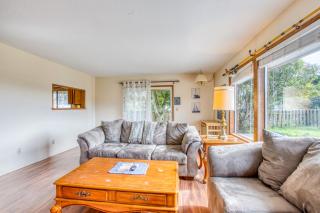 Bay Bridge Beach House - Waldport - 4