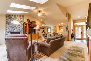 Conifer Lane 01 | Discover Sunriver - 6