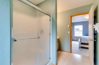 Ride the Wave (MCA #439) - 3