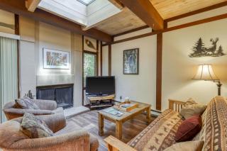 Creekside Retreat - 2