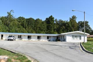 Royal Inn - Oneida - 0