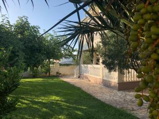 Villa Olive Grove Ferienhaus in Kroatien direkt am Meer nahe Zadar und Nin - 2