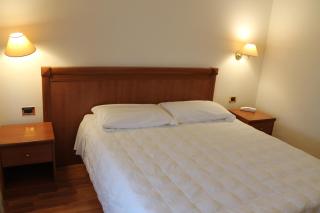 Hotel Santa Lucia - Bastia Umbra - 3