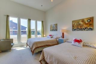 Sand Crab - Gold Beach - 6