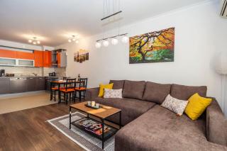 Stunning location and views!Foothills of Old town! - 8