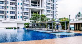 2 Bedroom 2 BATHROOM NEAR SUMWAY PYRAMID - Subang Jaya - 9