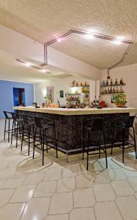Trianta Hotel Apartments - Ialyssos - 9