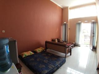 Ken's Villa 8 - Batu - 7