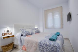 ICEBERG LUXURY TARIFA Free Parking - 1