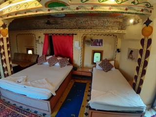 Hotel Paradise - Jaisalmer - 9