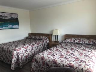 Century Motel - Cornwall - 2