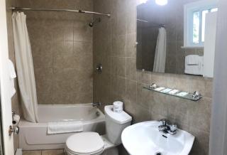 Century Motel - Cornwall - 4