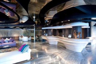 Ramada by Wyndham Bali Sunset Road Kuta - Kuta - 2