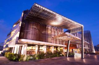 Ramada by Wyndham Bali Sunset Road Kuta - Kuta - 4
