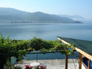'By the Lake' Apartments - Ohrid - 8