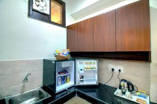 STAAYZ Premium Gurgaon - Gurgaon - 4
