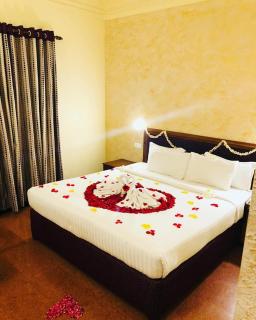 Quality Airport Hotels - 9