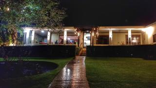 Grandpas Hotel & Restaurante - Cartago - 2