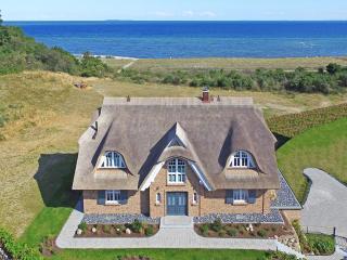 Strandhaus 7 "Ostsee" in Lobbe mit Meerblick, Sauna, Kamin - Lobbe - 0