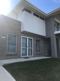 Broughton Views - Corlette - 8