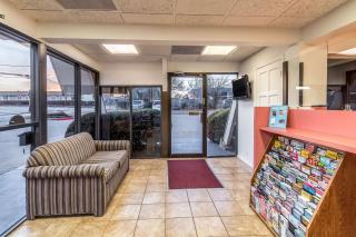 Motel 6-Arlington, TX - UTA - Arlington - 1