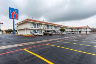 Motel 6-North Richland Hills, TX - North Richland Hills - 3
