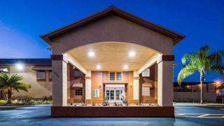 Best Western Mulberry Hotel - Mulberry - 0