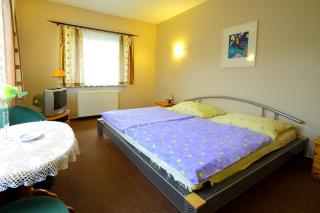 Restaurant & Hostel "Broadway" - Kliniska - 9