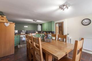 The Coach House Holiday Home - Stoney Middleton - 2