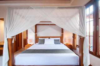 Flamboyant Villa Ubud - Ubud - 7