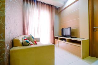 Comfortable 2BR at Signature Park Tebet Apartment By Travelio - Jakarta - 6