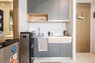 Luxury Suite 1BR Taman Anggrek Residences - Jakarta - 4